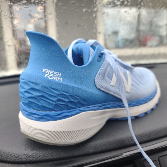 Women's New Balance 860v10 7B - Picture 3 of 6